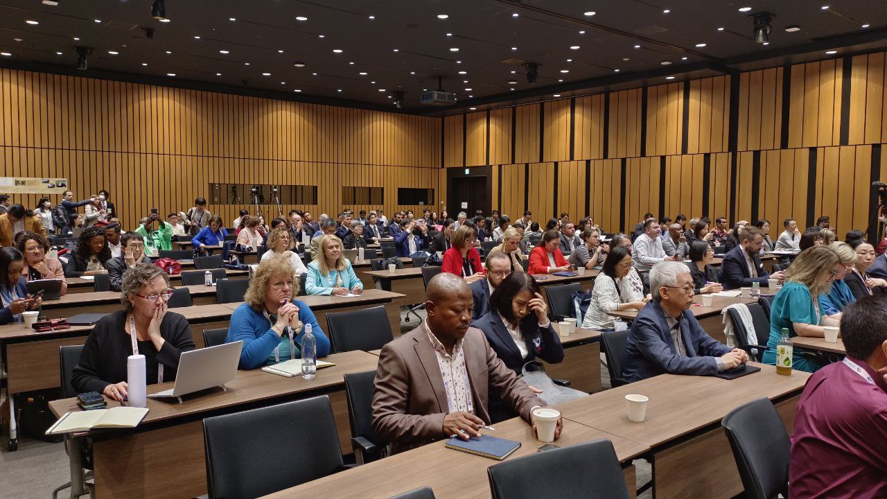 Conference foto main